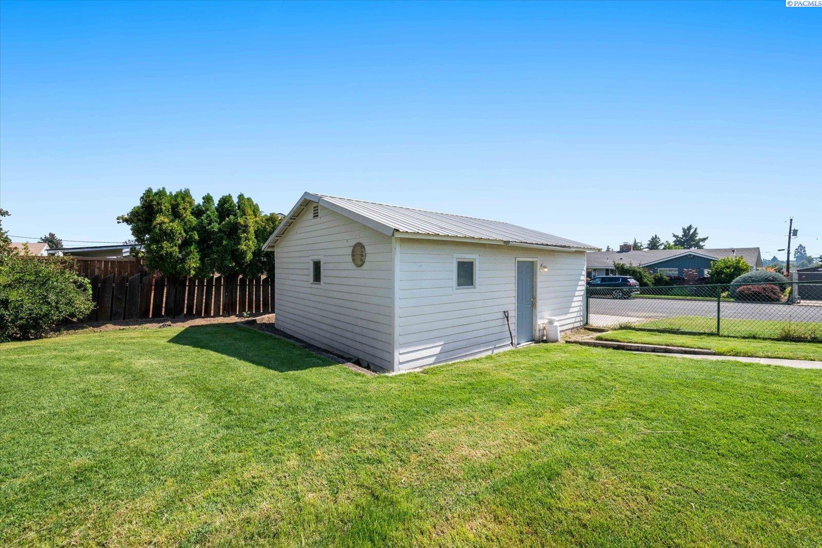 703 South Euclid Road Grandview, WA 98930 - Photo 31 of 42 Gallery Image 31