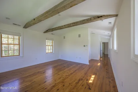 $2,150,000 | 304 Hickey Hill Road, Sheffield, MA 01257