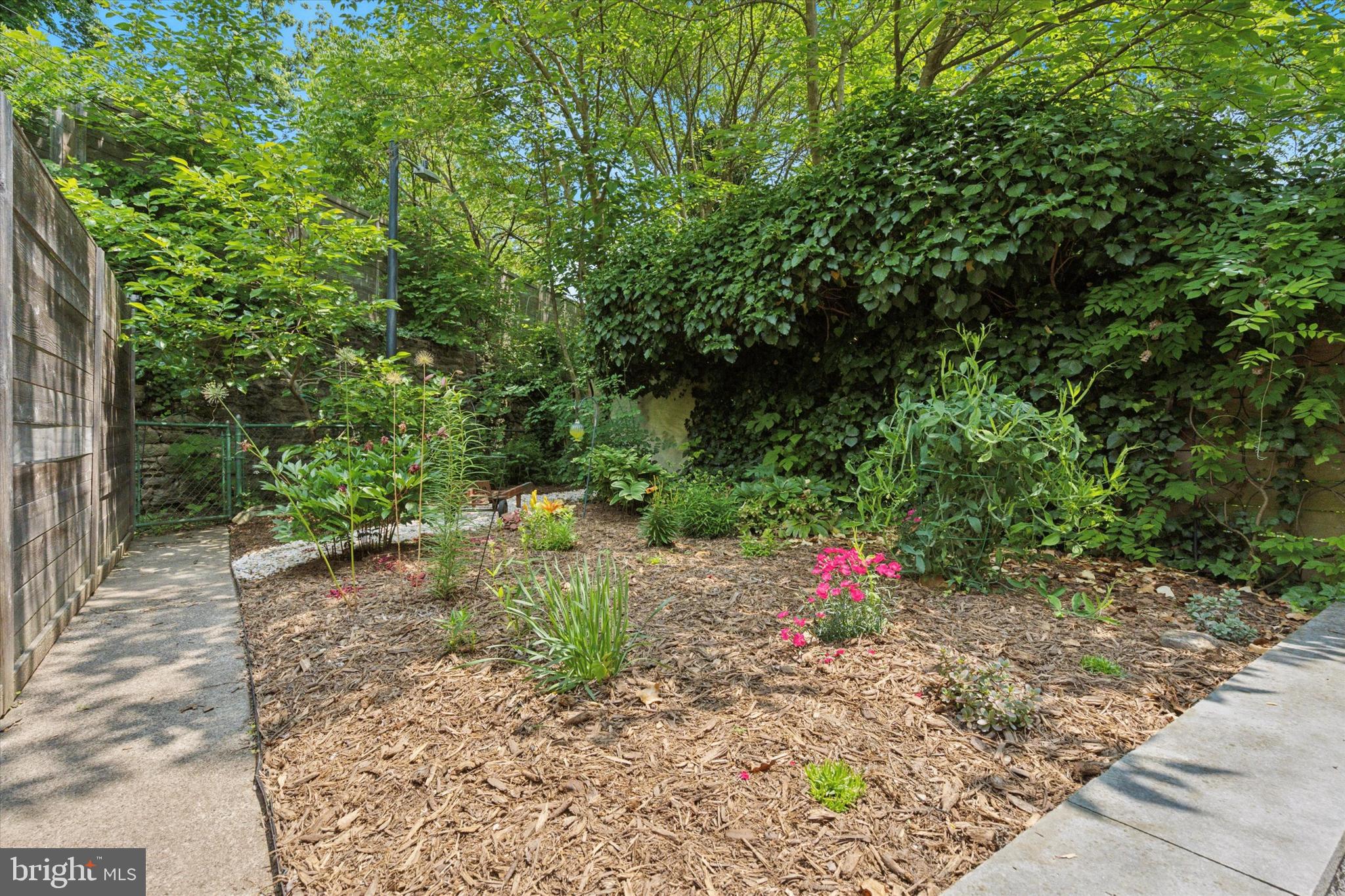7125 Cresheim Road Philadelphia, PA 19119 - Photo 24 of 25