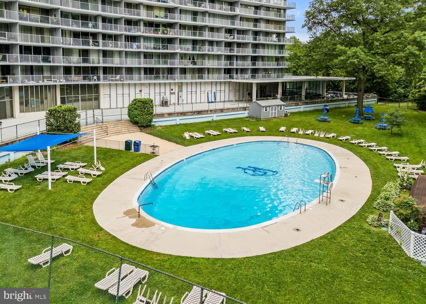 3900 West Ford Road, Unit 15R Philadelphia, PA 19131 - Photo 17 of 19 Pool