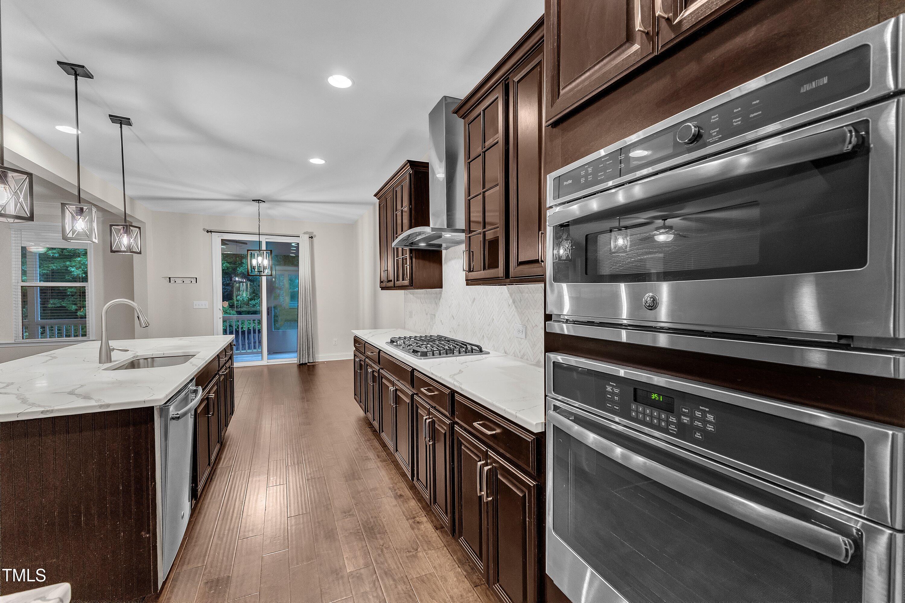 216 Pondside Drive Apex, NC 27539 - Photo 17 of 54 17-216 Pondside Dr-12