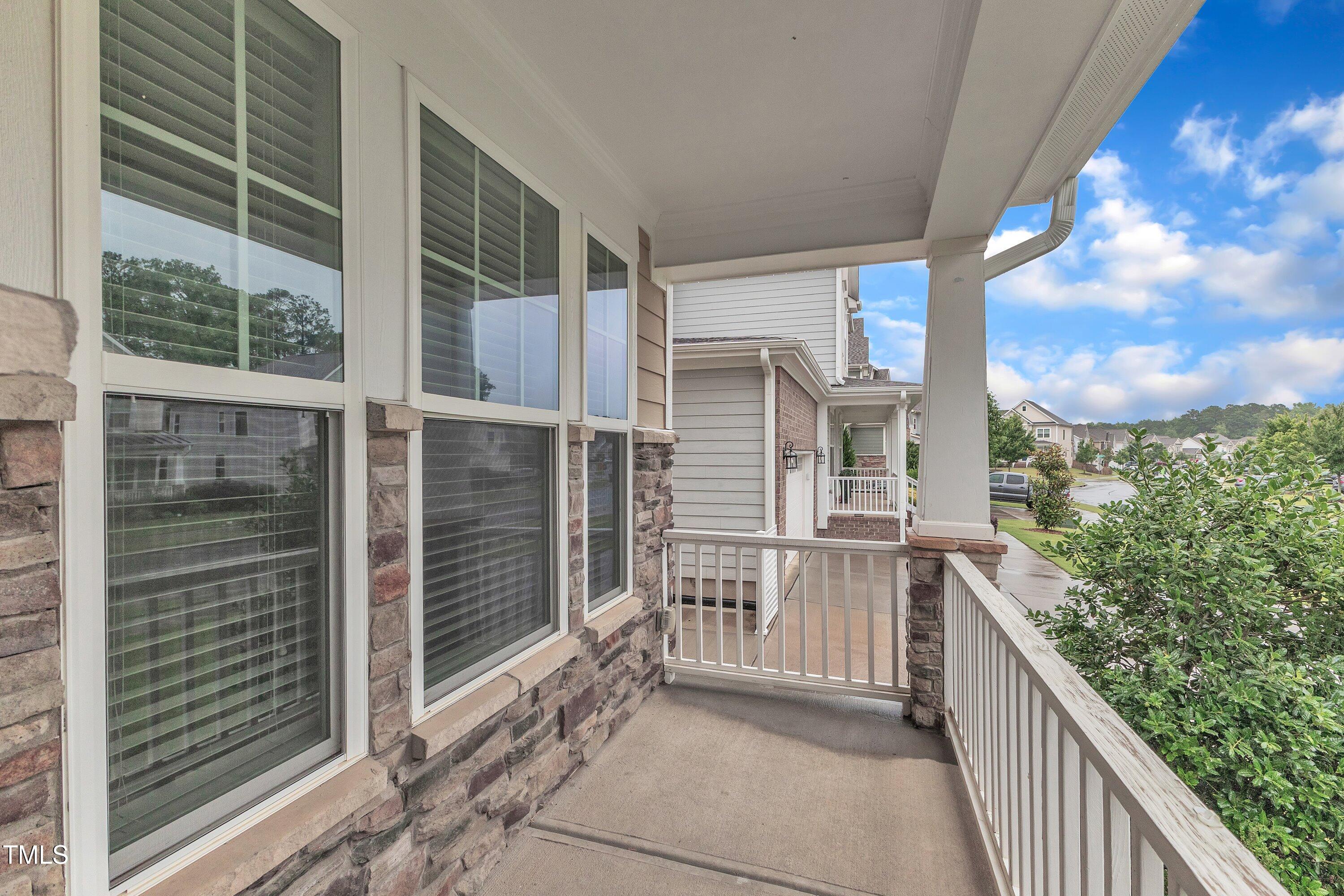 216 Pondside Drive Apex, NC 27539 - Photo 3 of 54 45-216 Pondside Dr-40