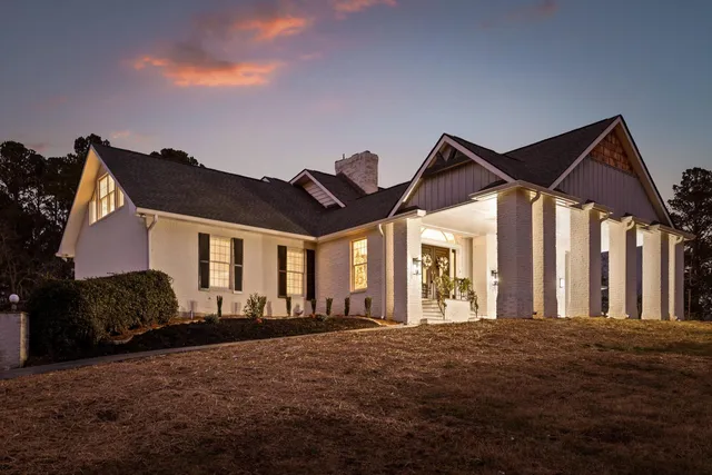 $1,150,000 | 3176 Chestnut Circle Northwest, Cleveland, TN 37312