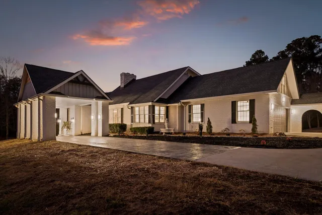 $1,150,000 | 3176 Chestnut Circle Northwest, Cleveland, TN 37312