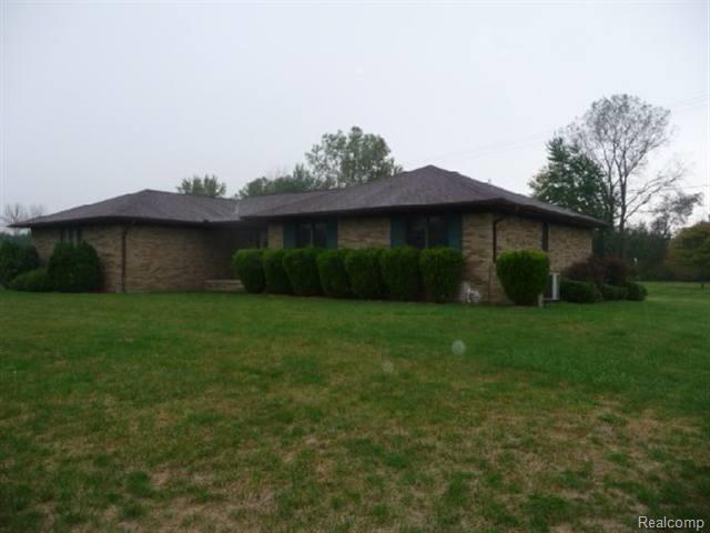 63455 Romeo Plank Road Ray, MI 48096 - Photo 2 of 21 2