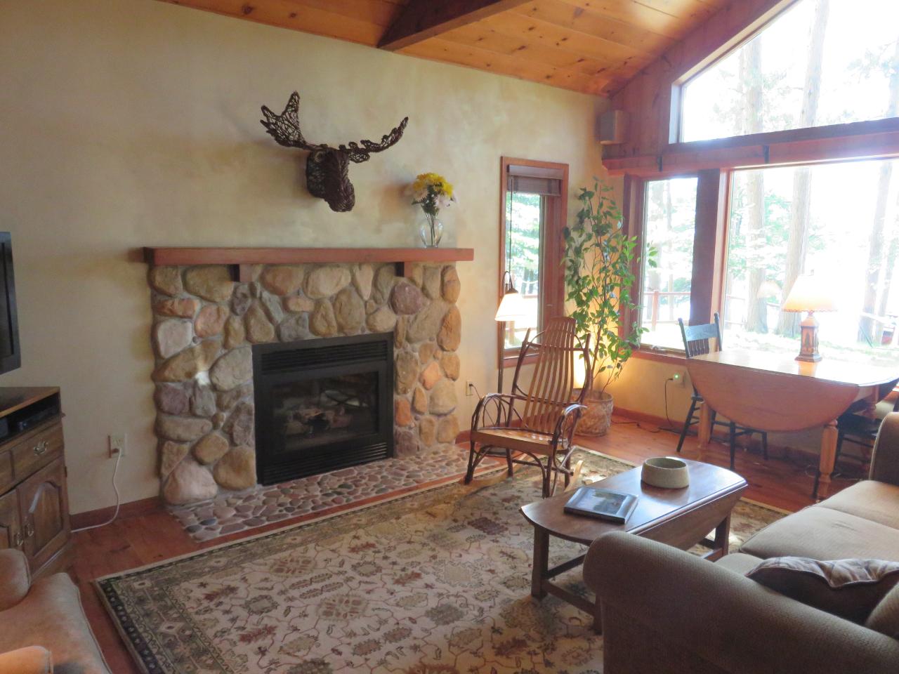 13556 Shore Road Manitowish Waters, WI 54545 - Photo 7 of 30 Gallery Image 7