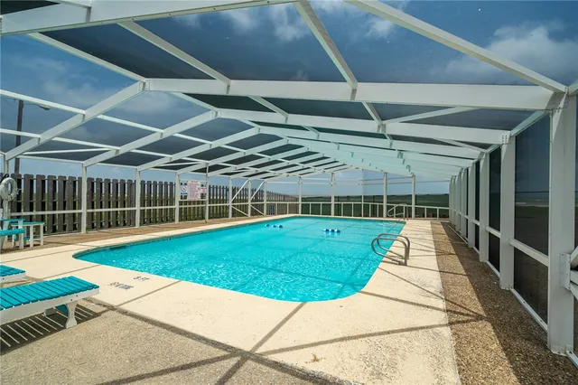 $2,100 | 4242 Gulfbreeze Boulevard, Unit 604, Corpus Christi, TX 78402