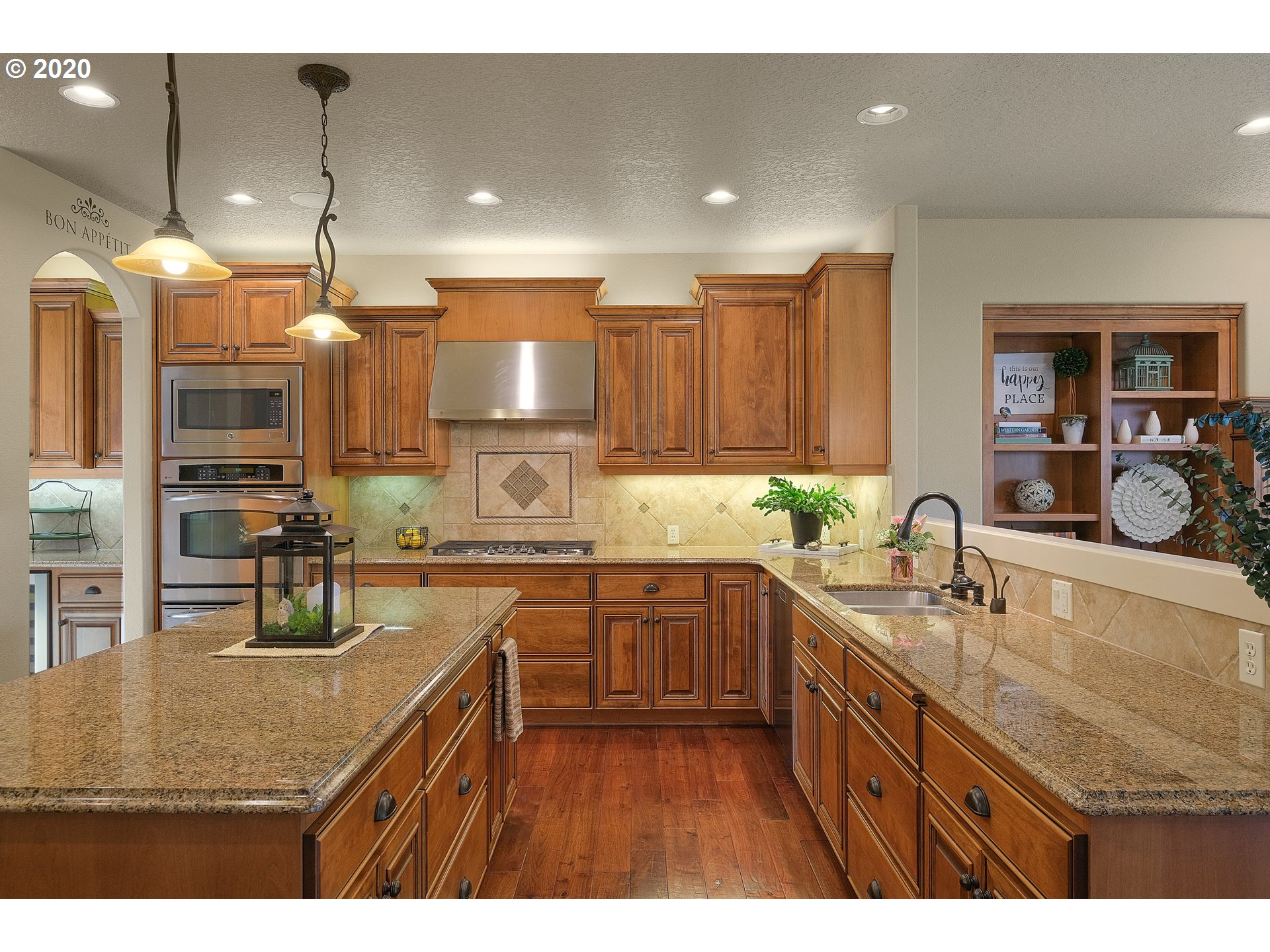 16982 Southwest Richen Park Circle Sherwood, OR 97140 - Photo 8 of 32 Gallery Image 8