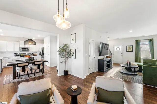 $350,000 | 104 Silicon Drive, Greenville, SC 29605