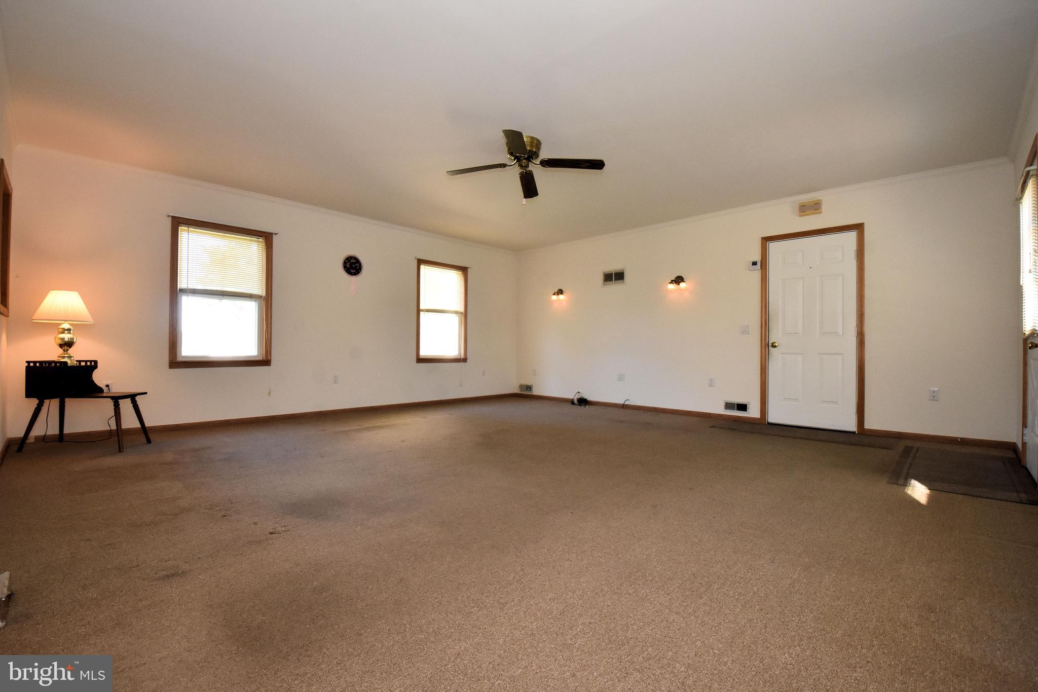 2103 White Oak Road Dover, DE 19901 - Photo 31 of 50 Family Room