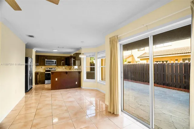 $495,000 | 239 Mahogany Terrace, Davie, FL 33325