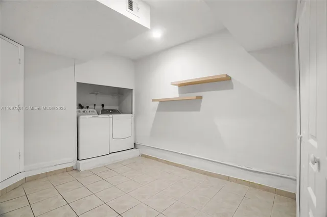 $495,000 | 239 Mahogany Terrace, Davie, FL 33325