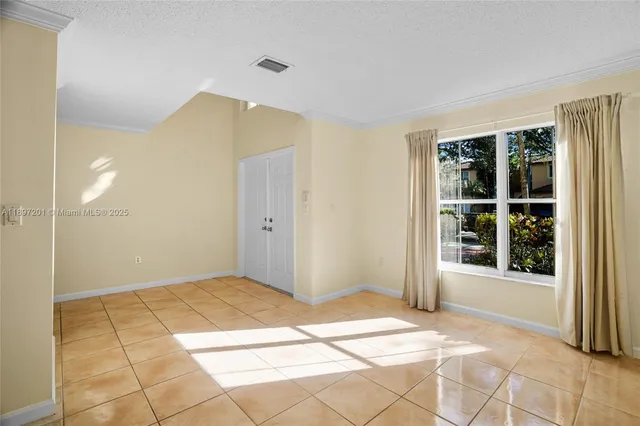 $495,000 | 239 Mahogany Terrace, Davie, FL 33325