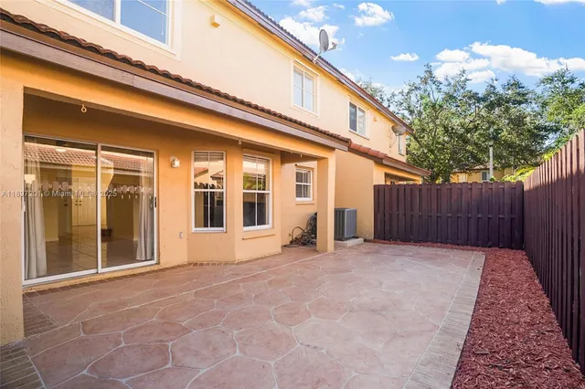 $495,000 | 239 Mahogany Terrace, Davie, FL 33325