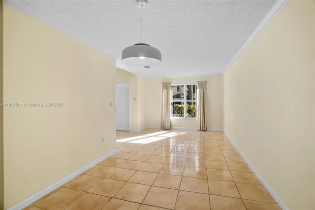 $495,000 | 239 Mahogany Terrace, Davie, FL 33325