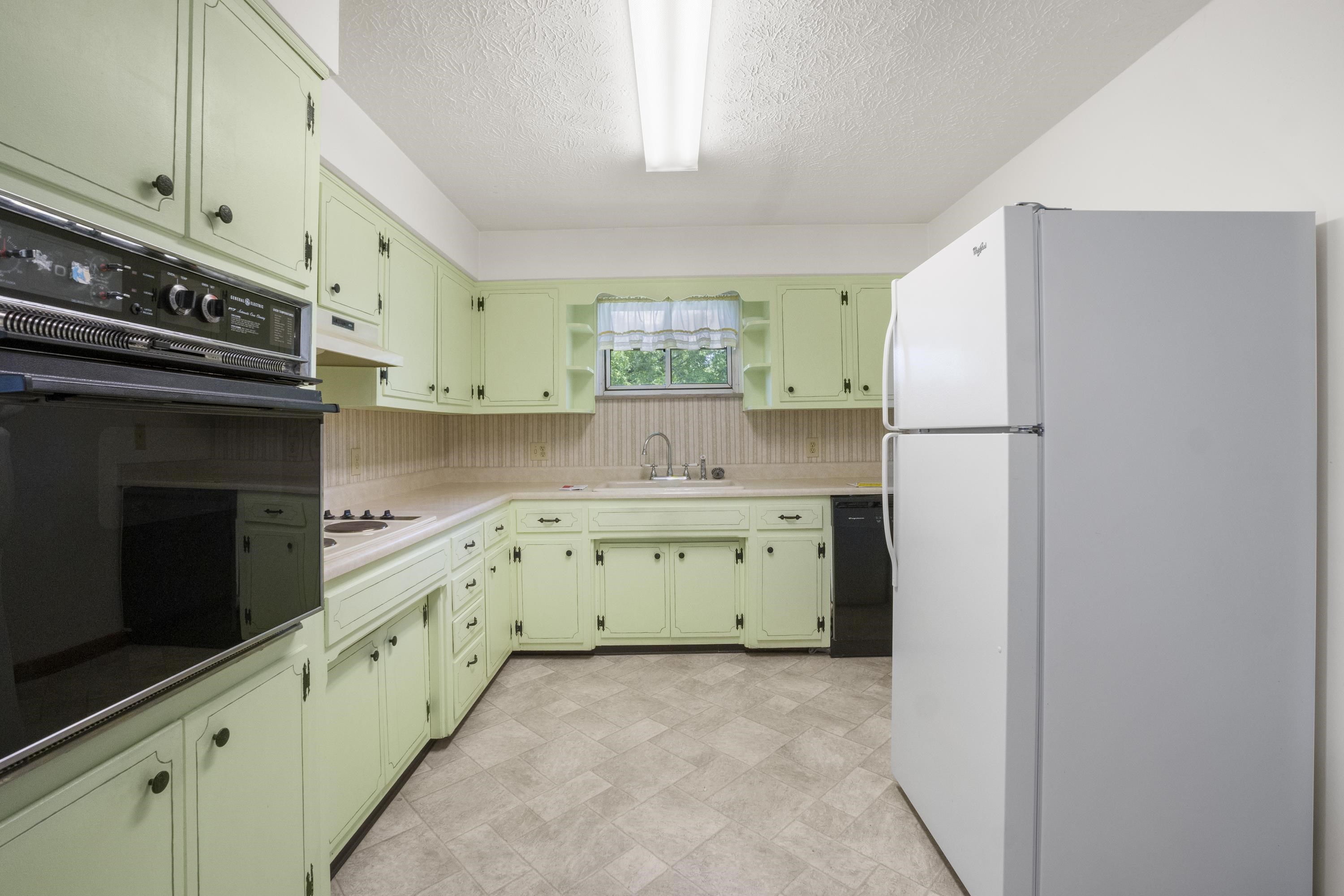 3813 Greenway Road Ashland, KY 41102 - Photo 12 of 27 Gallery Image 12