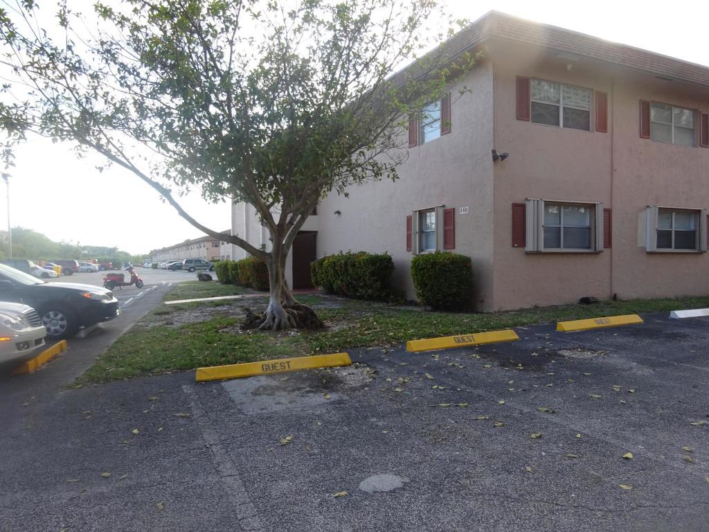 450 Southwest 2nd Avenue, Unit 107A Boca Raton, FL 33432 - Photo 14 of 21 Plenty of Guest Parking
