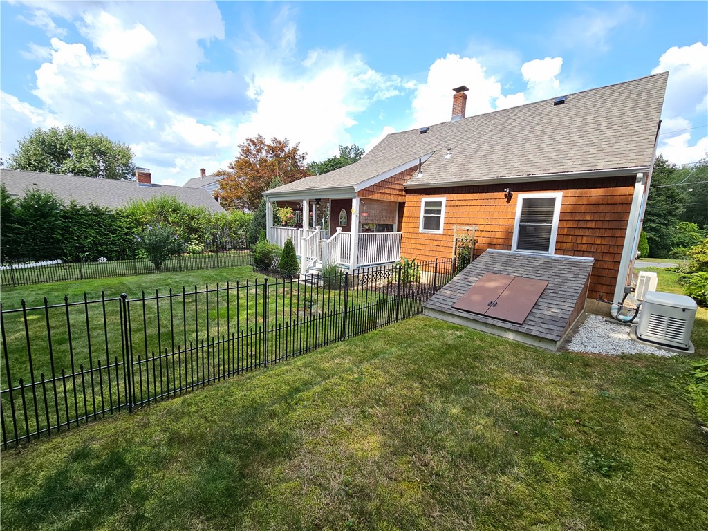 11 Welcome Road Smithfield, RI 02917 - Photo 7 of 20 Gallery Image 7