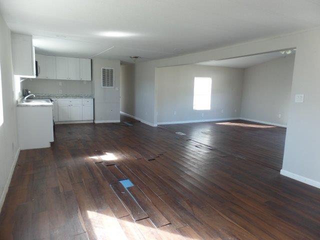125 Oak Drive Springtown, TX 76082 - Photo 7 of 18 Kitchen and DIning room