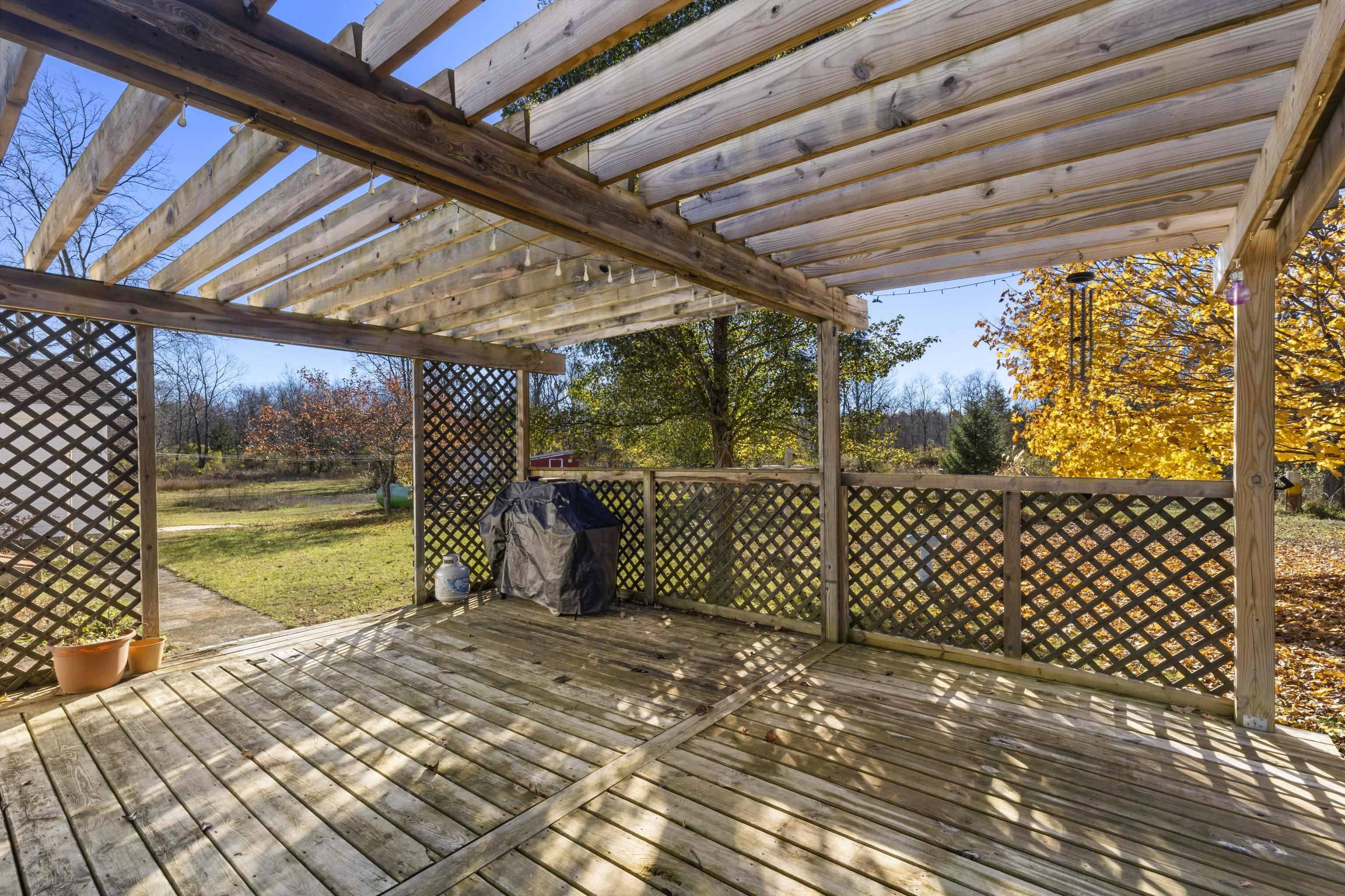 17651 Vondra Road Thompsonville, MI 49683 - Photo 8 of 30