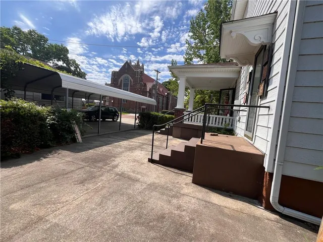 $230,000 | 223 South Eddy Street, Fort Scott, KS 66701