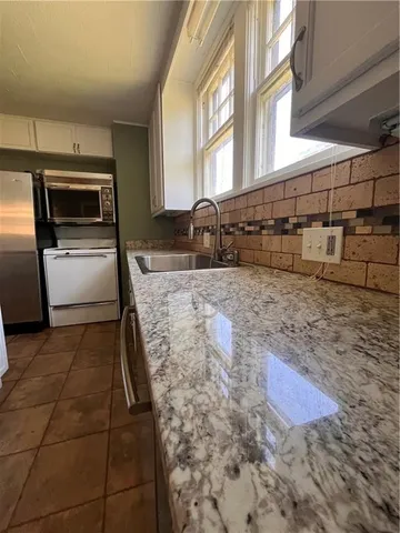 $230,000 | 223 South Eddy Street, Fort Scott, KS 66701