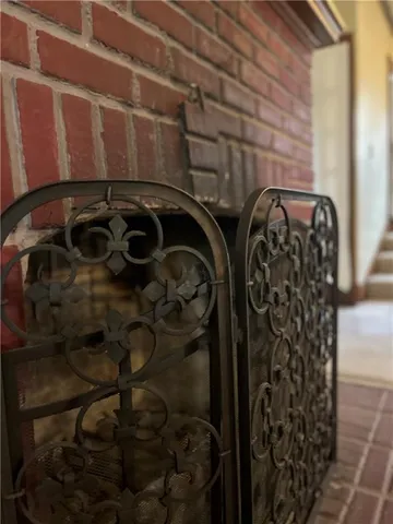 $230,000 | 223 South Eddy Street, Fort Scott, KS 66701