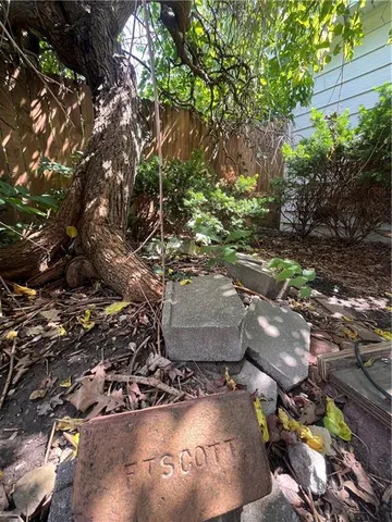 $230,000 | 223 South Eddy Street, Fort Scott, KS 66701