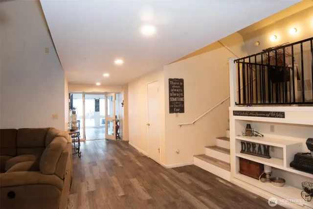 $1,289,000 | 38918 191st Avenue Southeast, Auburn, WA 98092