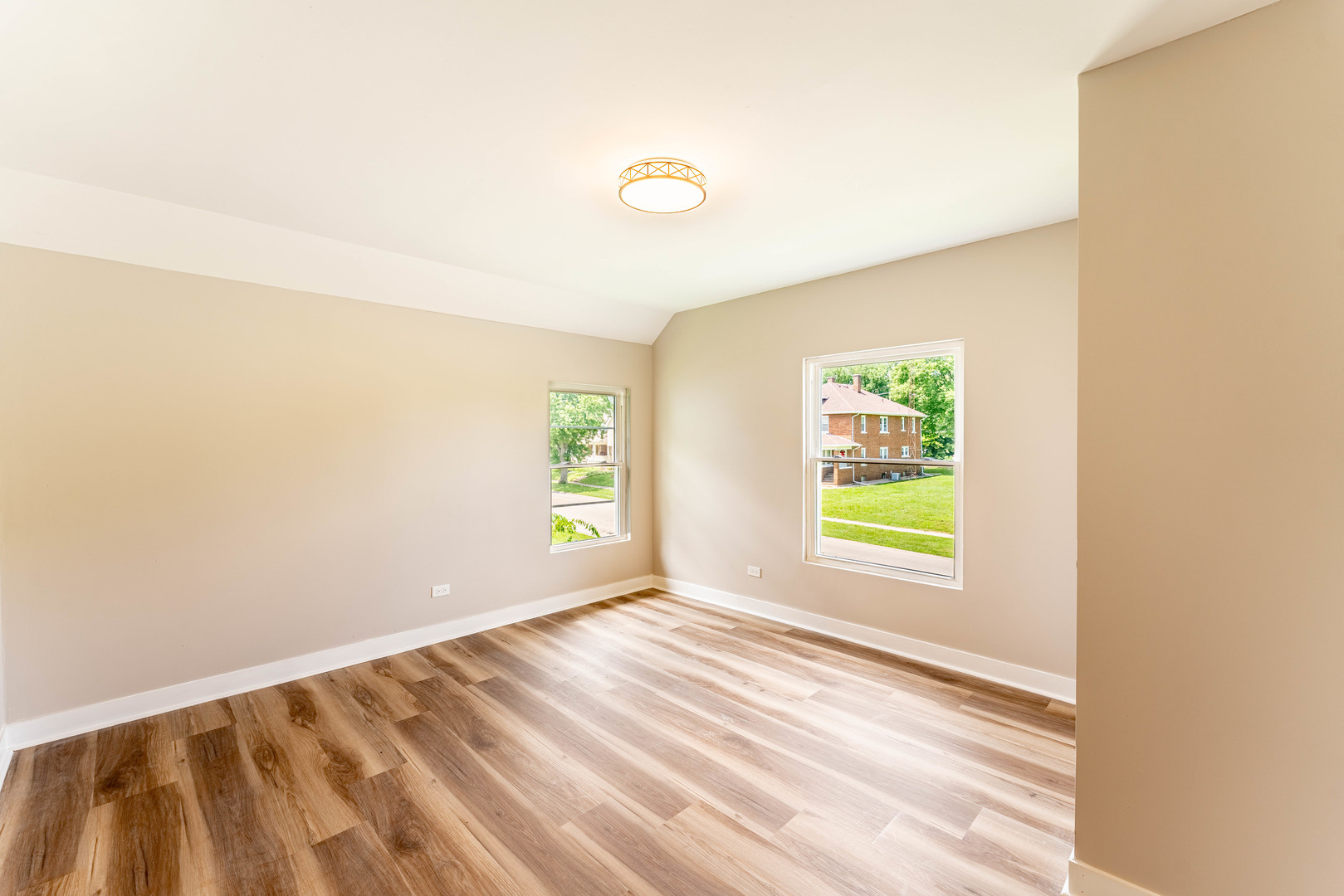 1076 East Maple Street Kankakee, IL 60901 - Photo 6 of 47