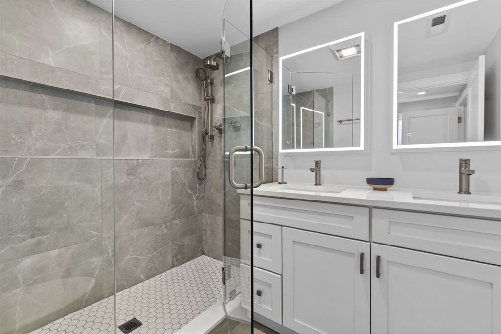 219 Waverley Road, Unit 219 North Andover, MA 01845 - Photo 17 of 33