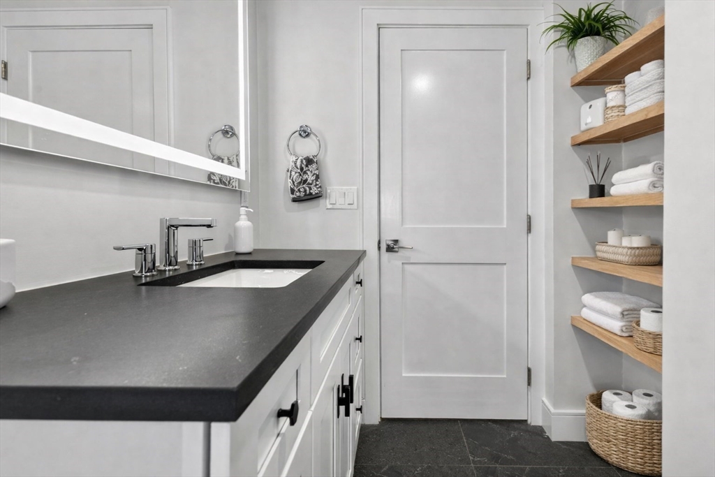 219 Waverley Road, Unit 219 North Andover, MA 01845 - Photo 19 of 33