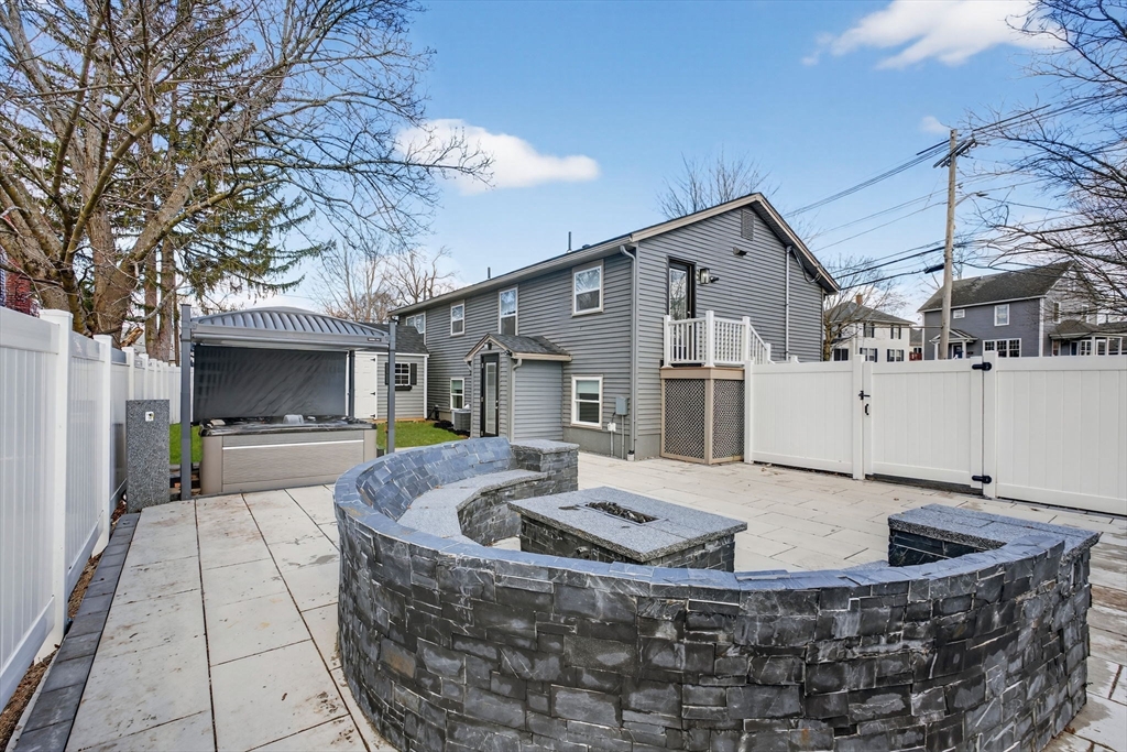 219 Waverley Road, Unit 219 North Andover, MA 01845 - Photo 6 of 33