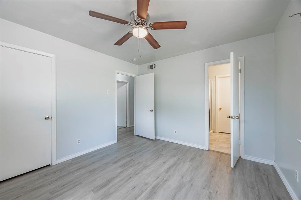 310 South Grove Road Richardson, TX 75081 - Photo 19 of 33