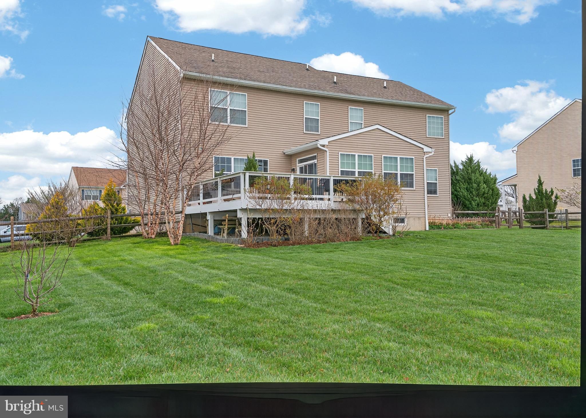 1105 Cardigan Road, Unit 1630 Middletown, DE 19709 - Photo 11 of 27 SPACIOUS DECK WITH PRVACY PLANTINGS