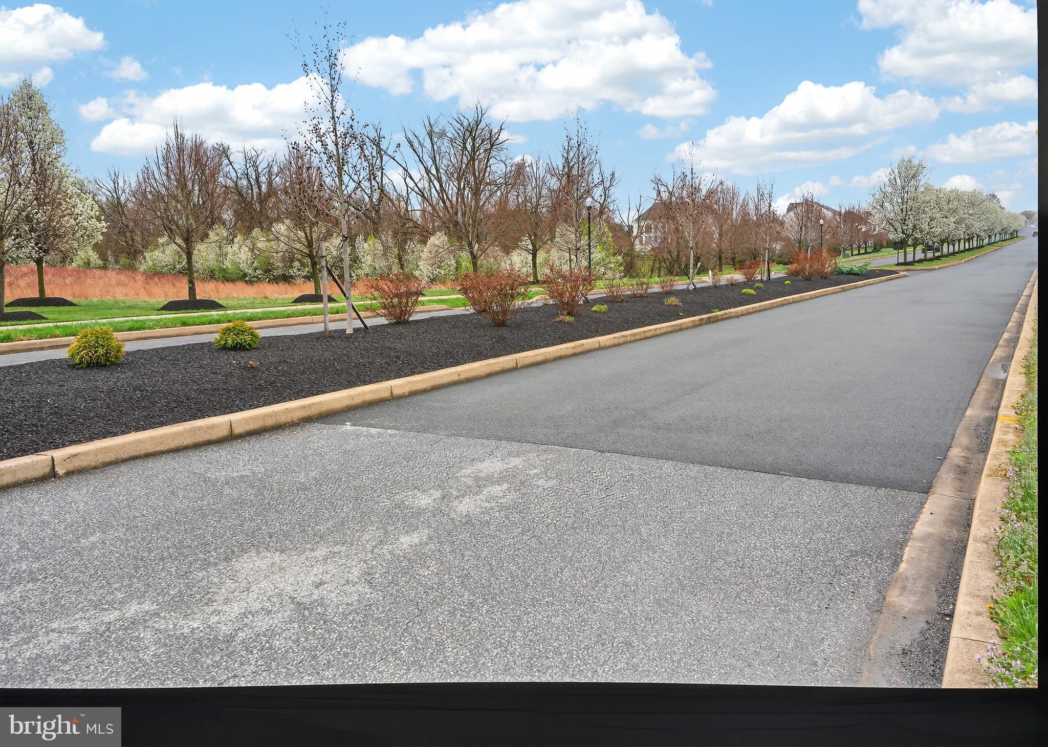 1105 Cardigan Road, Unit 1630 Middletown, DE 19709 - Photo 26 of 27 WELL MAINTAINED FRONT ENTRYWAY TO SHANNON COVE