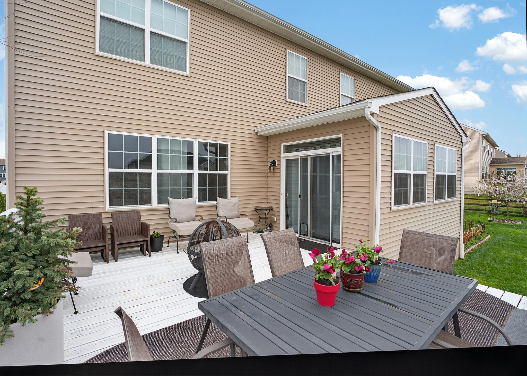 1105 Cardigan Road Middletown, DE 19709 - Photo 27 of 65 Sliders to breakfast room and kitchen