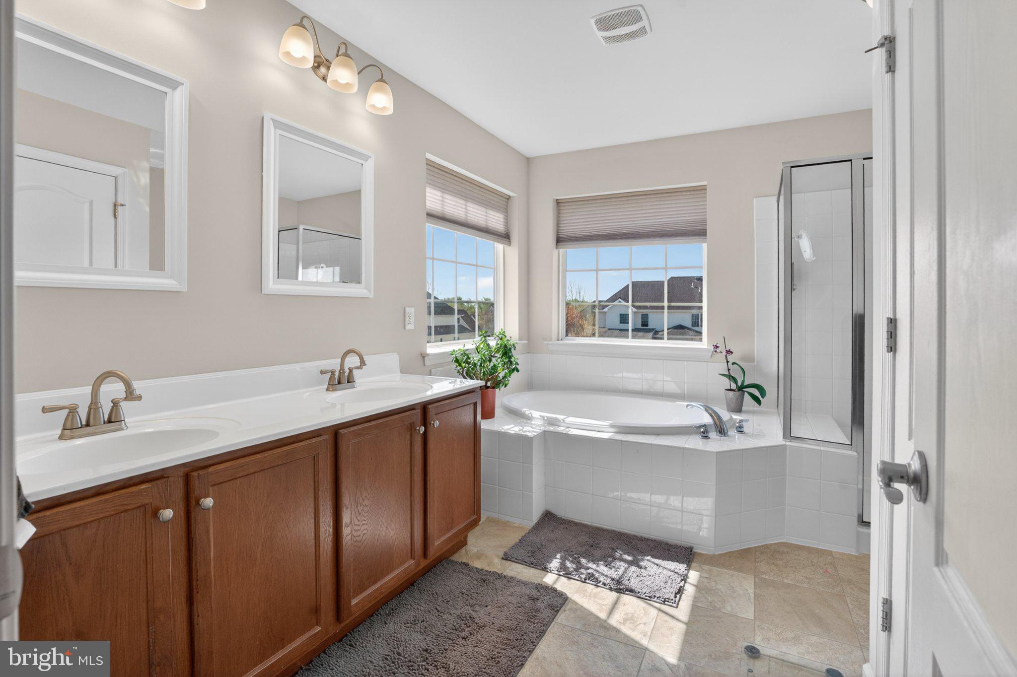 1105 Cardigan Road Middletown, DE 19709 - Photo 35 of 65 Spa-like retreat in the primary bathroom