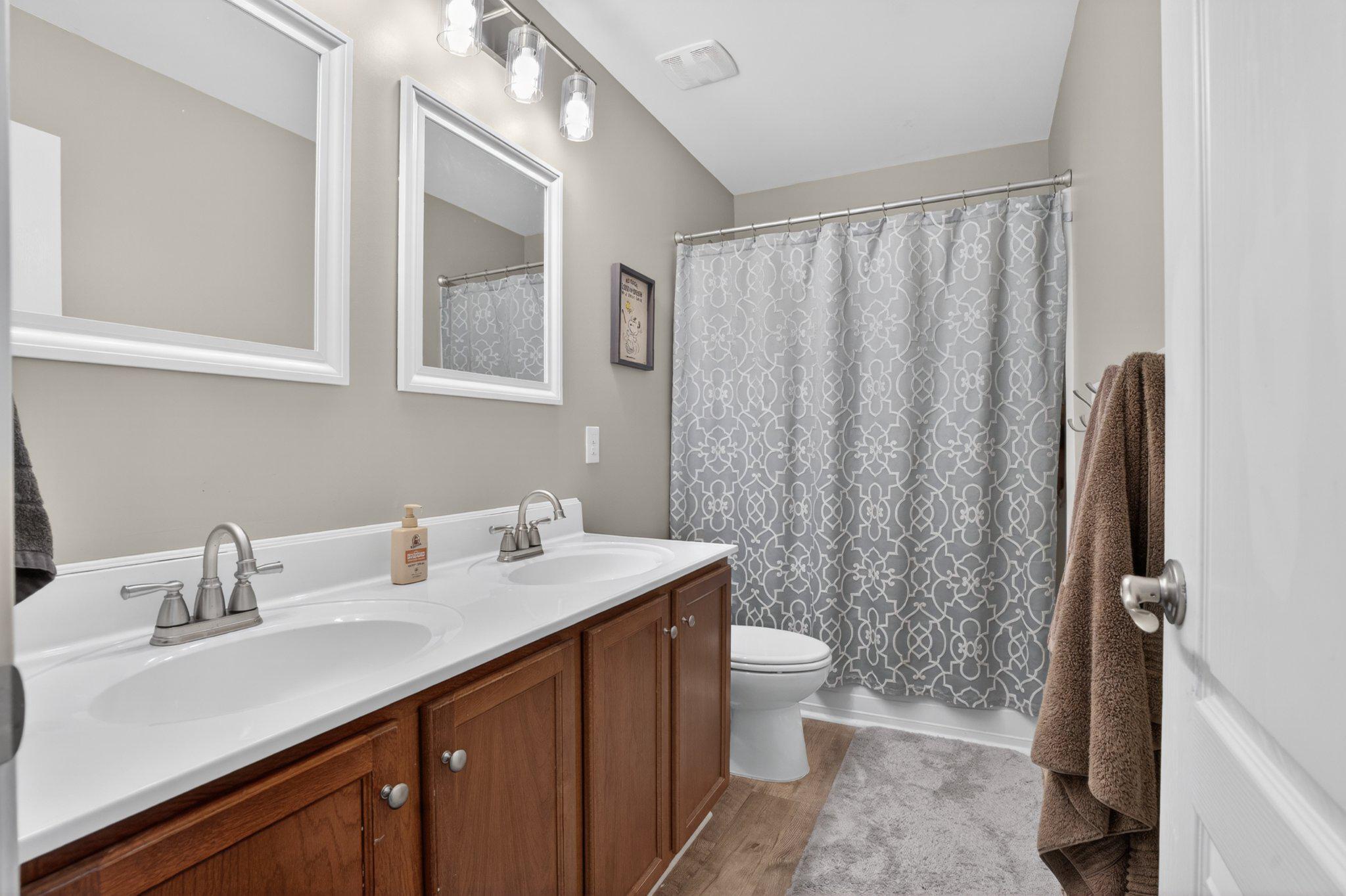 1105 Cardigan Road Middletown, DE 19709 - Photo 40 of 65 Hall bath