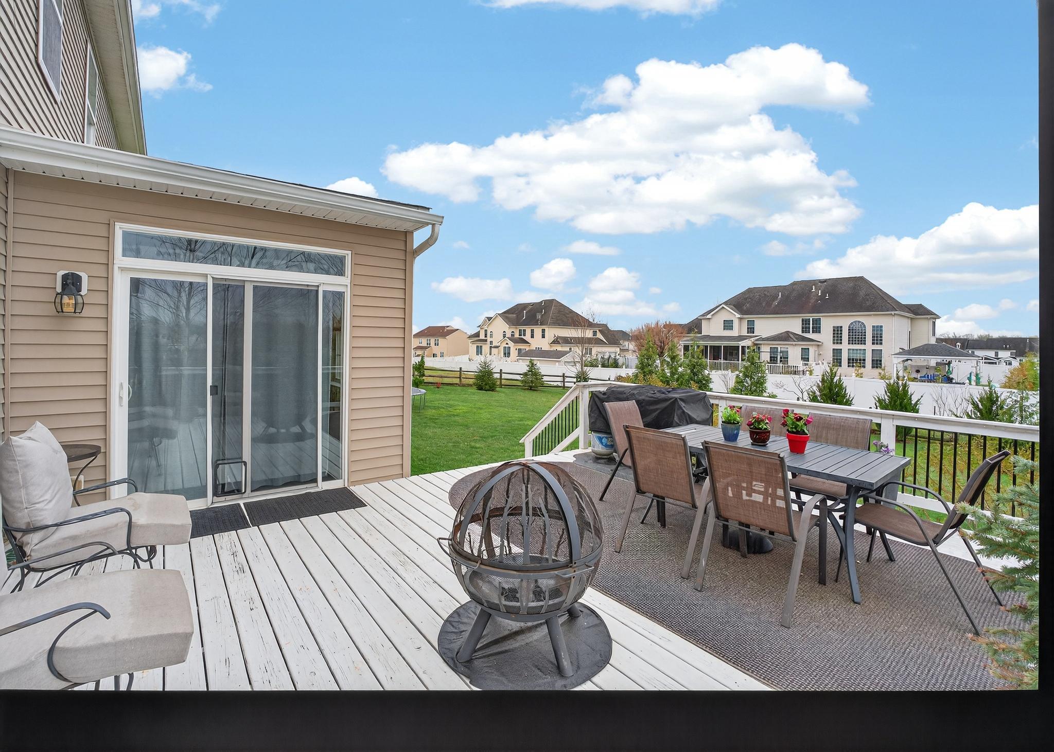 1105 Cardigan Road Middletown, DE 19709 - Photo 4 of 65 Spacious deck for those beautiful summer days