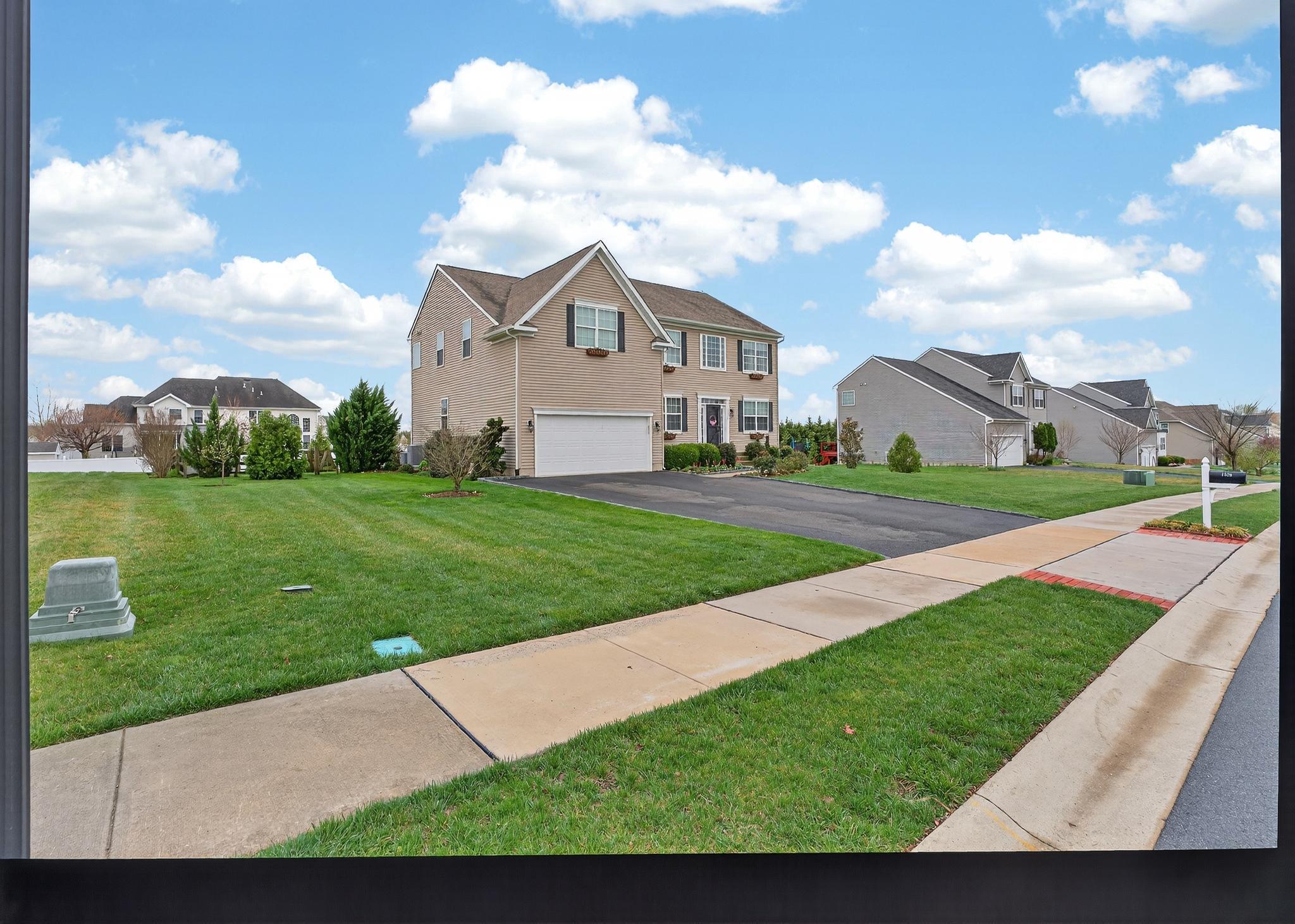 1105 Cardigan Road Middletown, DE 19709 - Photo 47 of 65 Front and left side