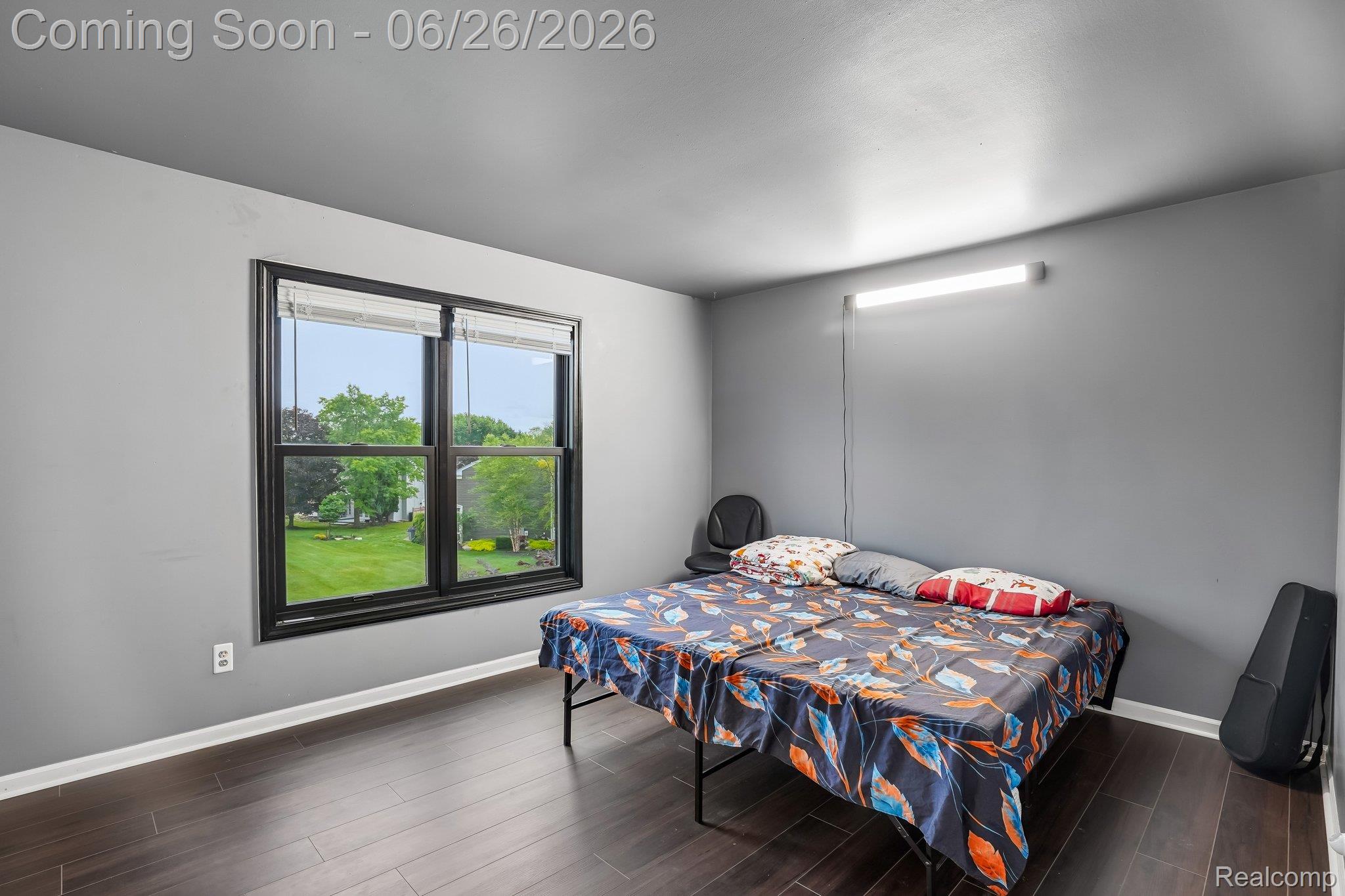 1687 Grandview Drive Rochester, MI 48306 - Photo 35 of 45 2nd bedroom