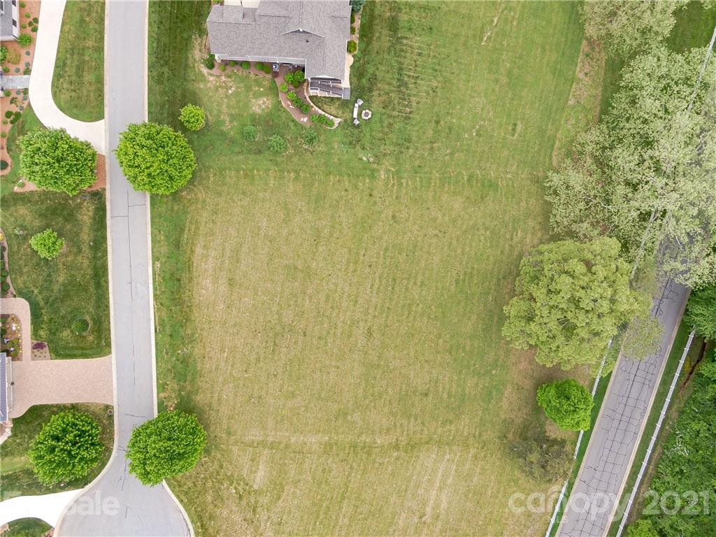 76 Waterhill Way, Unit 35 Fletcher, NC 28732 - Photo 21 of 31 Gallery Image 21