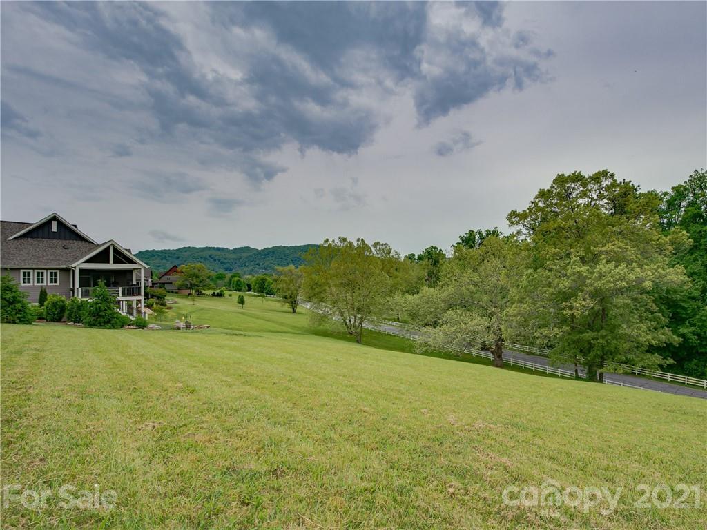 76 Waterhill Way, Unit 35 Fletcher, NC 28732 - Photo 27 of 31 Gallery Image 27