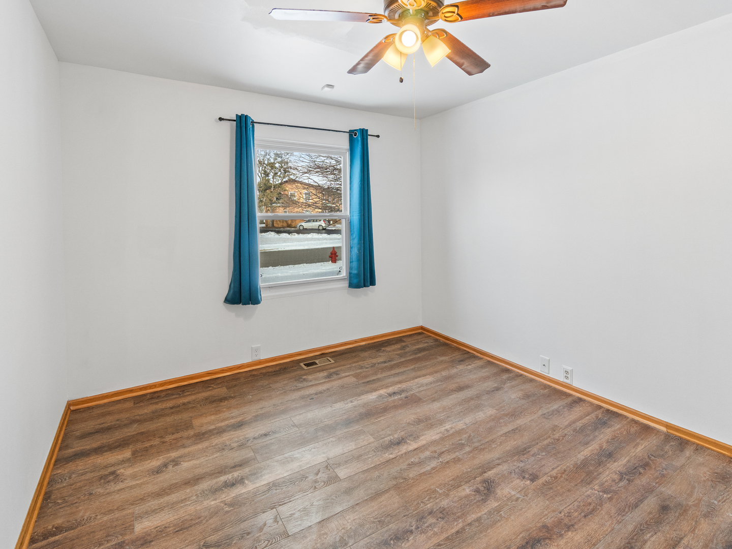 525 Glen Avenue Romeoville, IL 60446 - Photo 6 of 14