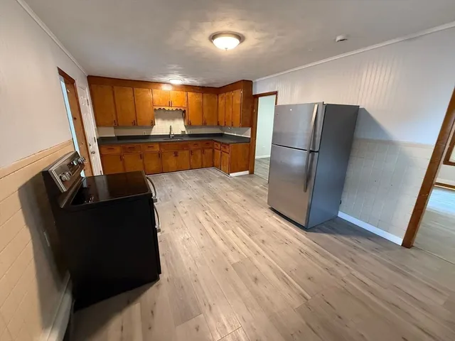 $1,635 | 59 Cross Street, Unit 1R, Southbridge, MA 01550