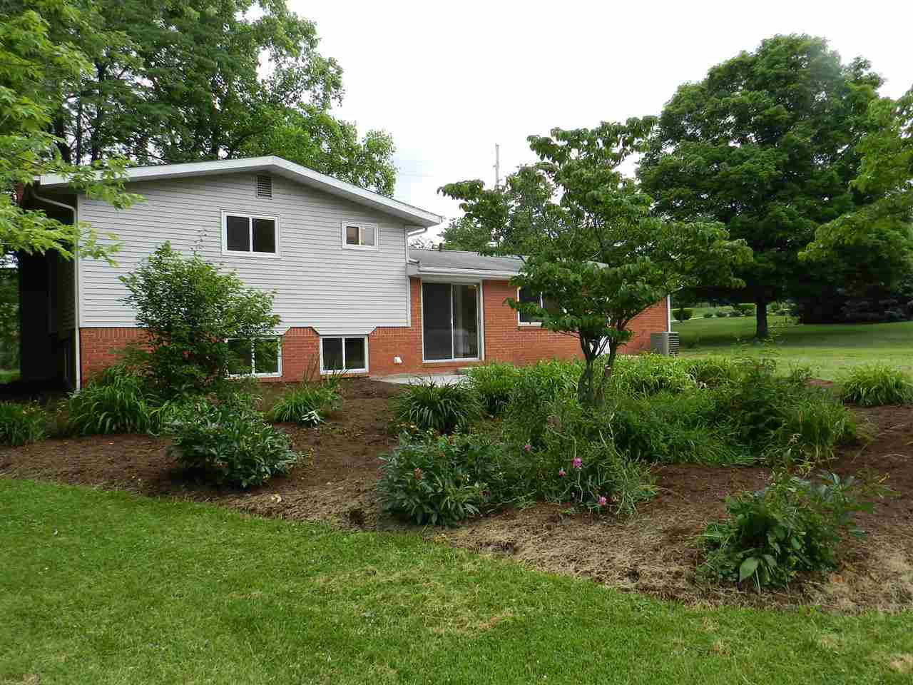 3524 East Rogers Road Bloomington, IN 47401 - Photo 26 of 27 Gallery Image 26