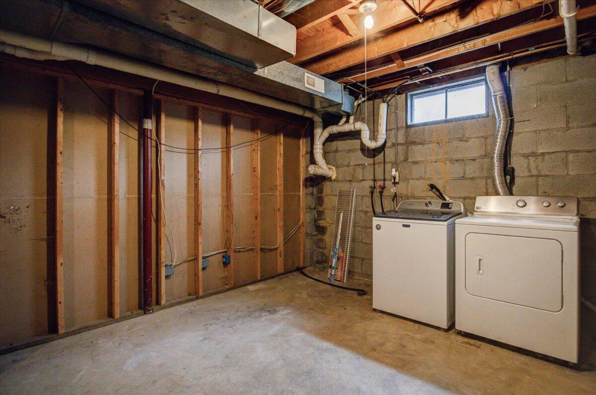 8295 Concord Road Johnstown, OH 43031 - Photo 30 of 44 Basement Laundry