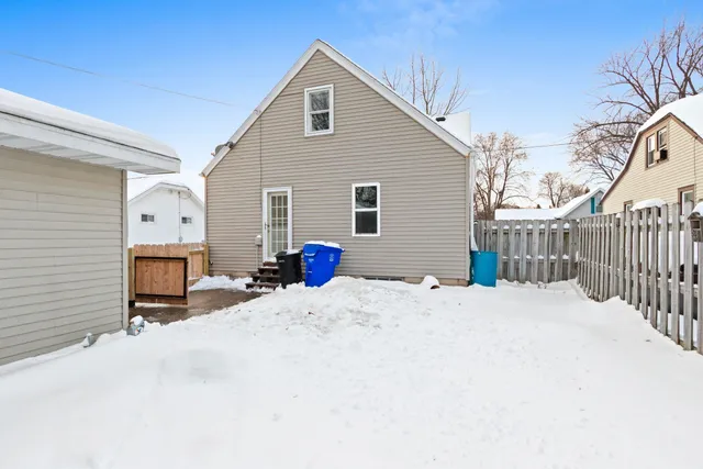 $239,900 | 1604 North Clark Street, Appleton, WI 54911
