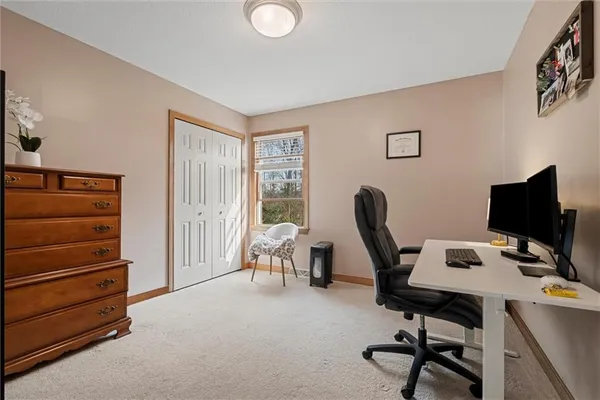 $469,000 | 1810 Lori Lane, Hermitage, PA 16148